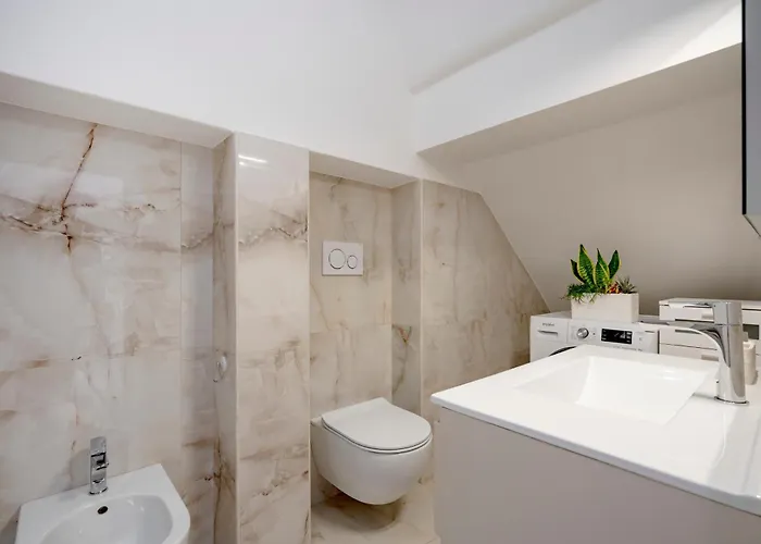 Guesthost - Dimora Marseglia Apartment