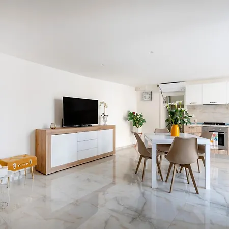 Guesthost - Dimora Marseglia * Ostuni