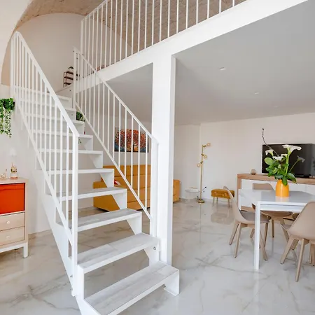 Apartment Guesthost - Dimora Marseglia *